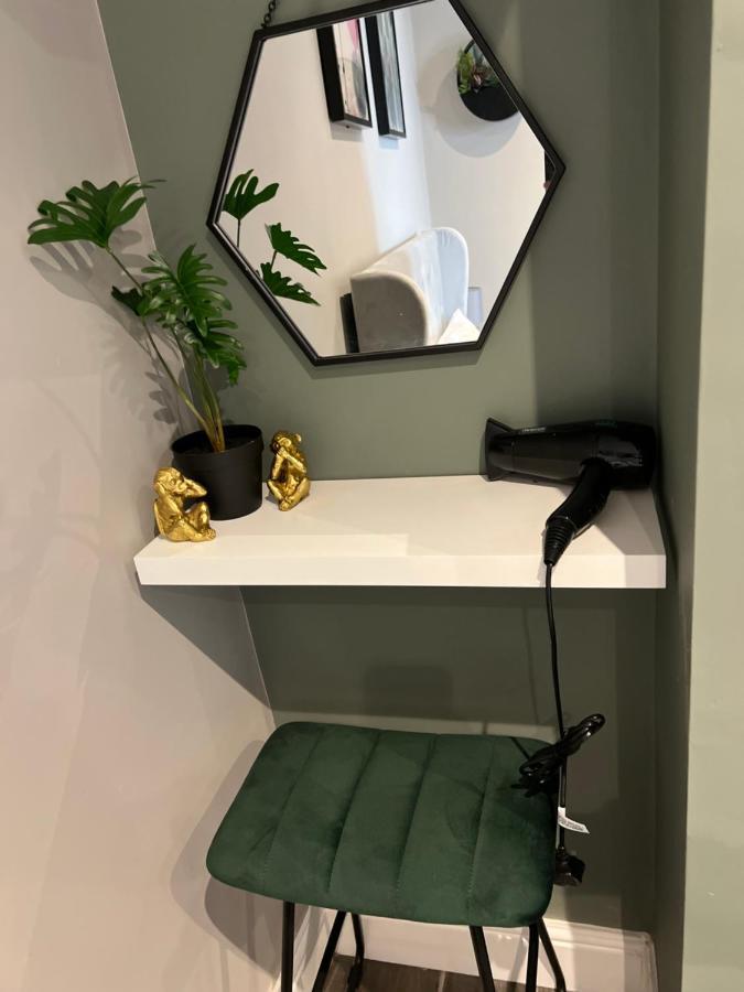 Peaceful & Stylish Brighton Studio Apartment ภายนอก รูปภาพ